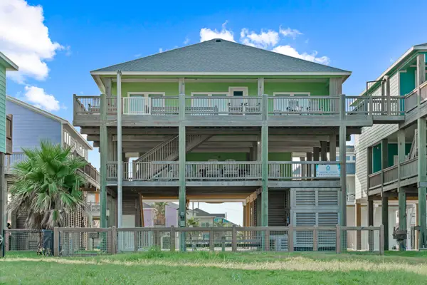 1958 Avenue I, Port Bolivar, TX 77650