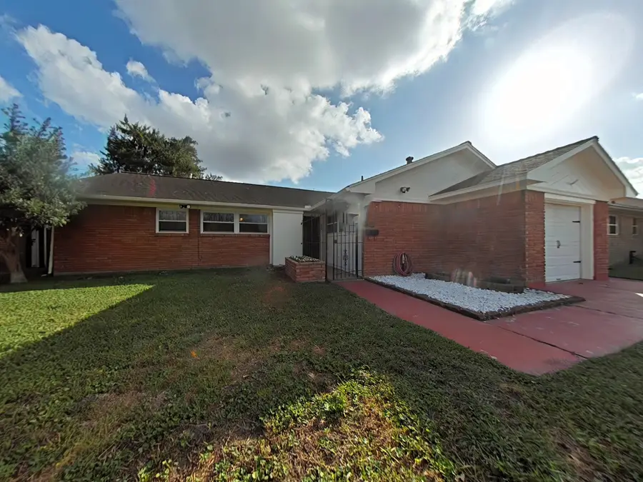 614 Gilpin Street, Houston, TX 77034 - #2