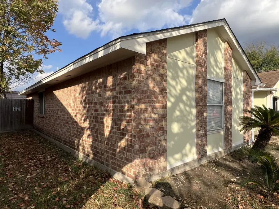 13411 Natasha Lane, Houston, TX 77015 - Image #2