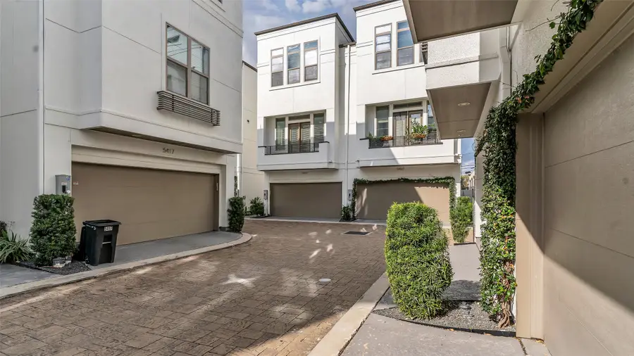 5429 Larkin Street, Houston, TX 77007 - Image #2