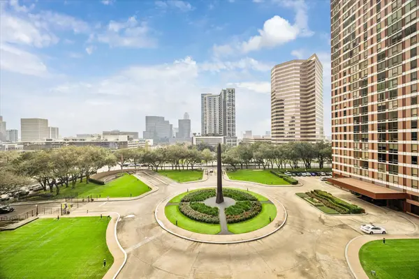 5100 San Felipe Street #74, Houston, TX 77056