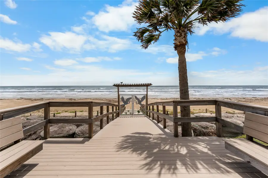 14 Blue Heron Circle, Jamaica Beach, TX 77554 - #2