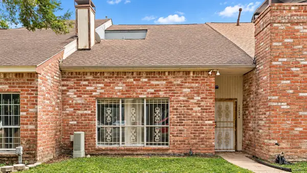 12203 Wild Pine Drive #B, Hockley, TX 77039