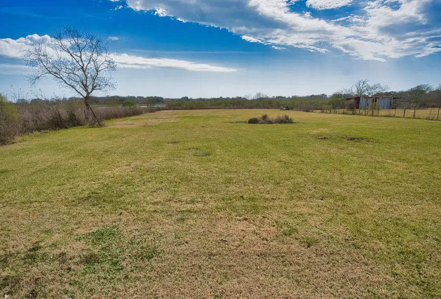 828 County Road 206, Sargent, TX 77414 - #3