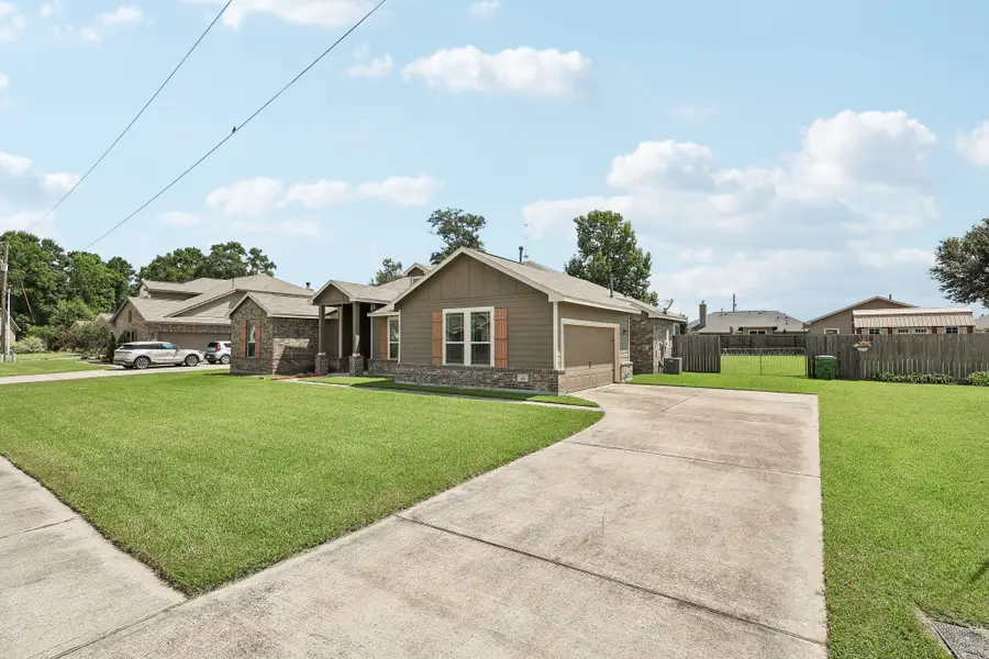 100 Jessica Drive, Dayton, TX 77535 - #3
