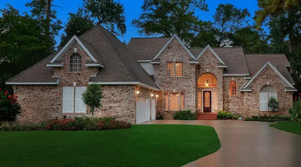 3134 Lake Island Drive, Montgomery, TX 77356