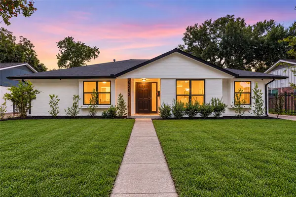 6203 Rutherglenn Drive, Houston, TX 77096