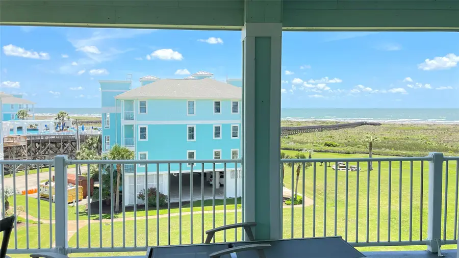4231 Pointe West Dr Drive #301, Galveston, TX 77554 - #3