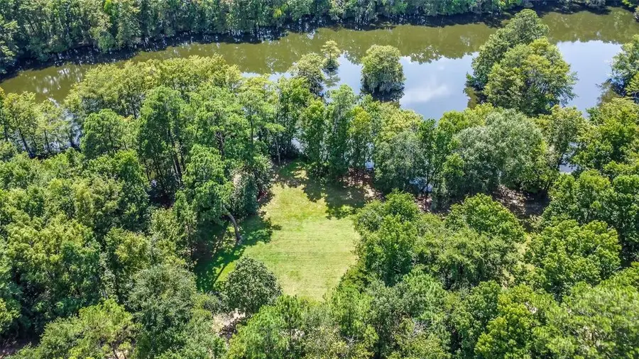 68 Artesian Avenue, Cleveland, TX 77327 - #3