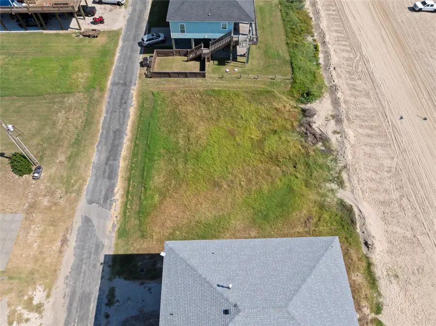 1114 Blue Water Drive, Crystal Beach, TX 77650 - #3