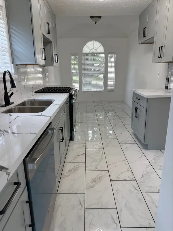6423 Crim Court, Houston, TX 77049