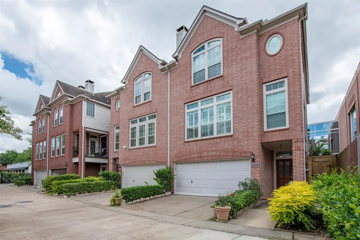 34 Waugh Drive #D, Houston, TX 77007 - #1