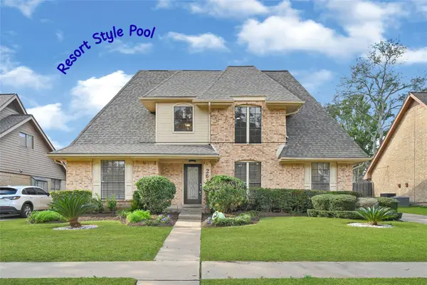 2618 Valley Field Drive, Sugar Land, TX 77479
