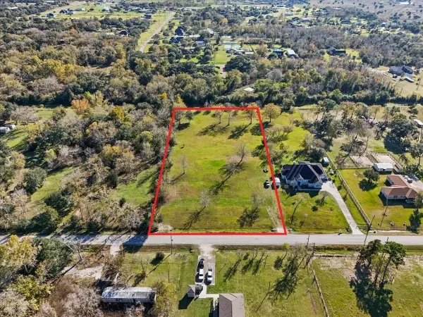 0 Jay Rd, Hitchcock, TX 77563