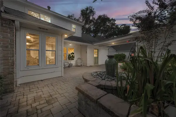 5510 Court Of York, Houston, TX 77069