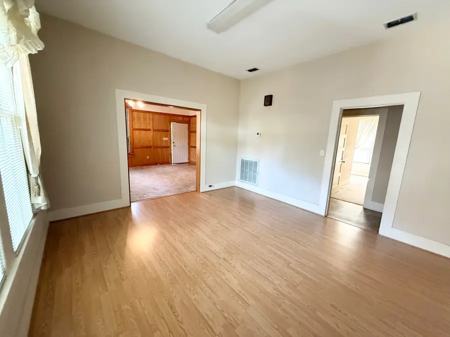 405 S 10th Street, Crockett, TX 75835 - #3