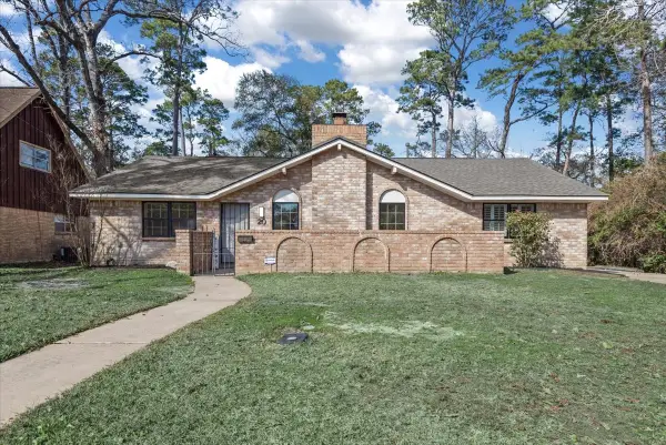 20 Woody Creek Drive, Conroe, TX 77301