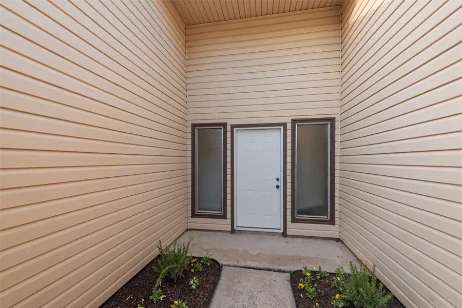 2792 Forest Point Drive, League City, TX 77573 - Image #3