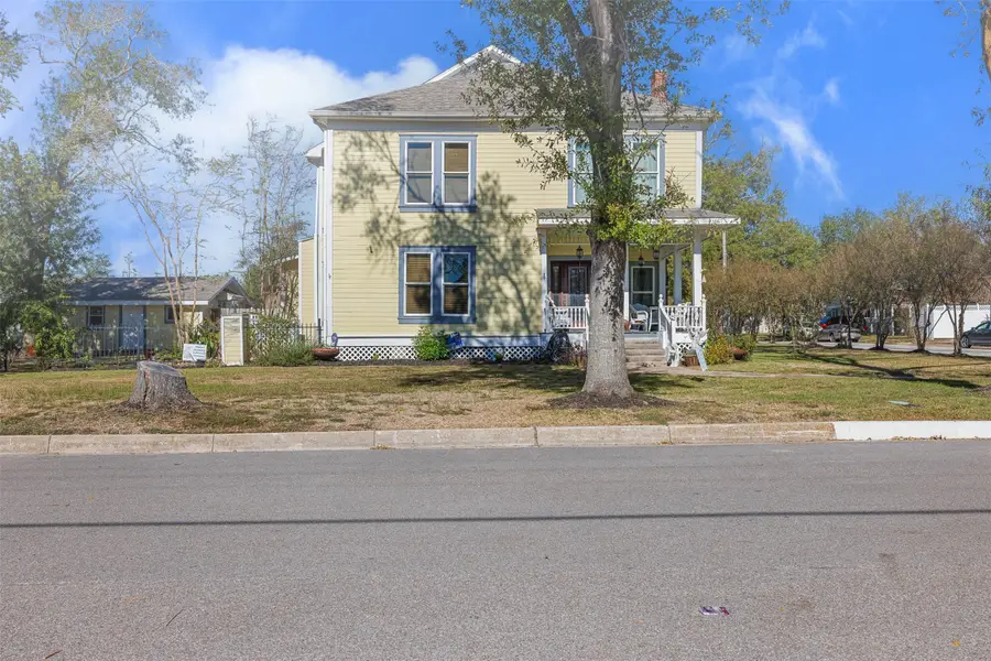 1017 Water Street, Navasota, TX 77868 - Image #2
