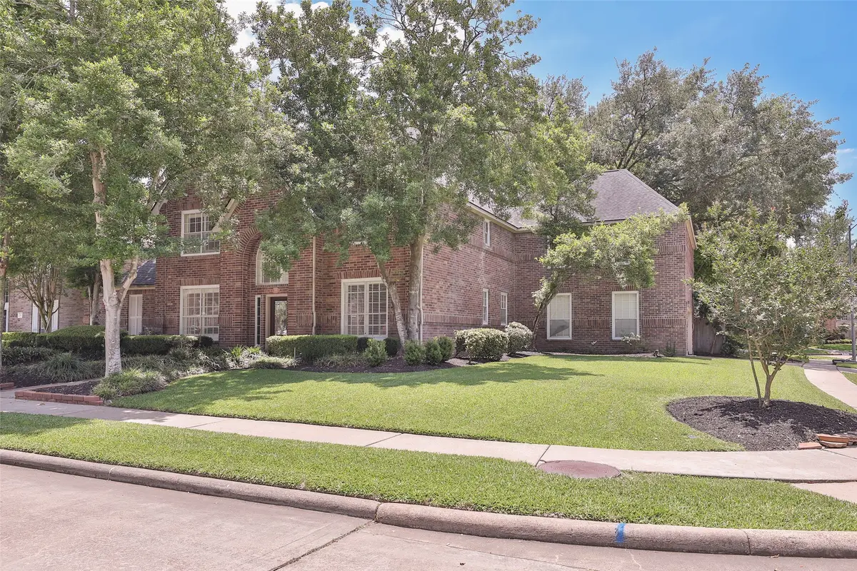 2015 Pecan Trail Drive, Richmond, TX 77406 - #1