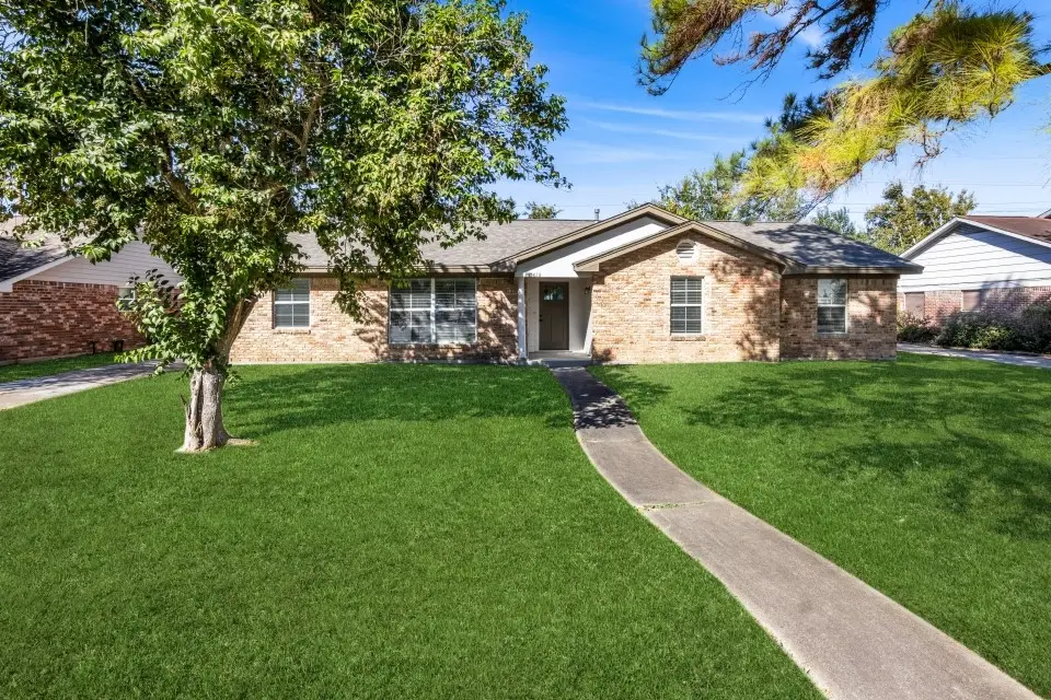 5618 Willowbend Boulevard, Houston, TX 77096 - Image #1