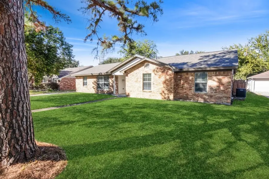 5618 Willowbend Boulevard, Houston, TX 77096 - Image #2