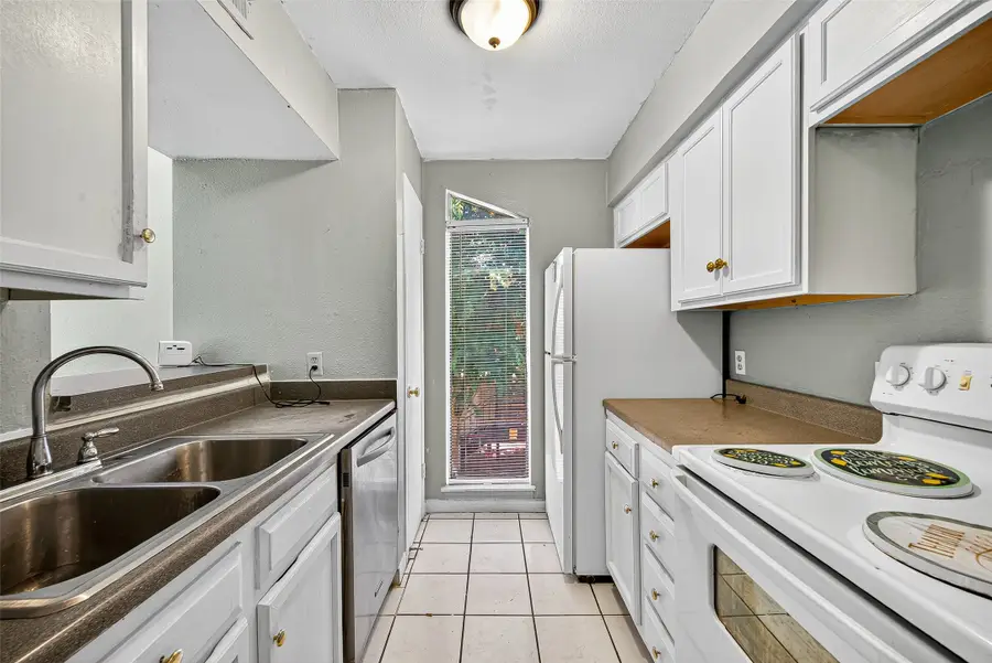 10075 Westpark Drive #73, Houston, TX 77042 - #2
