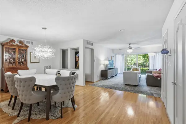 5050 Ambassador Way #112, Houston, TX 77056