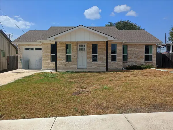 11538 Main Street, Jonestown, TX 78645