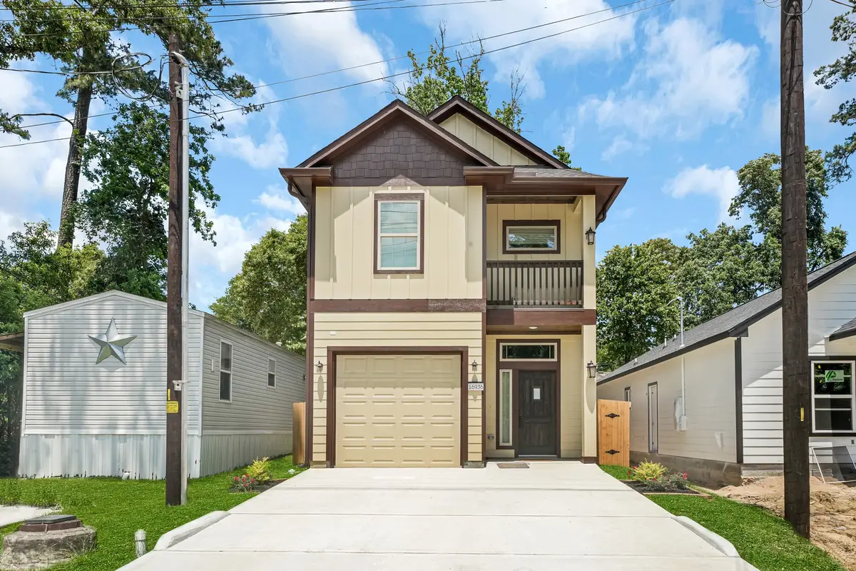 16936 W Ivanhoe, Montgomery, TX 77316 - #1