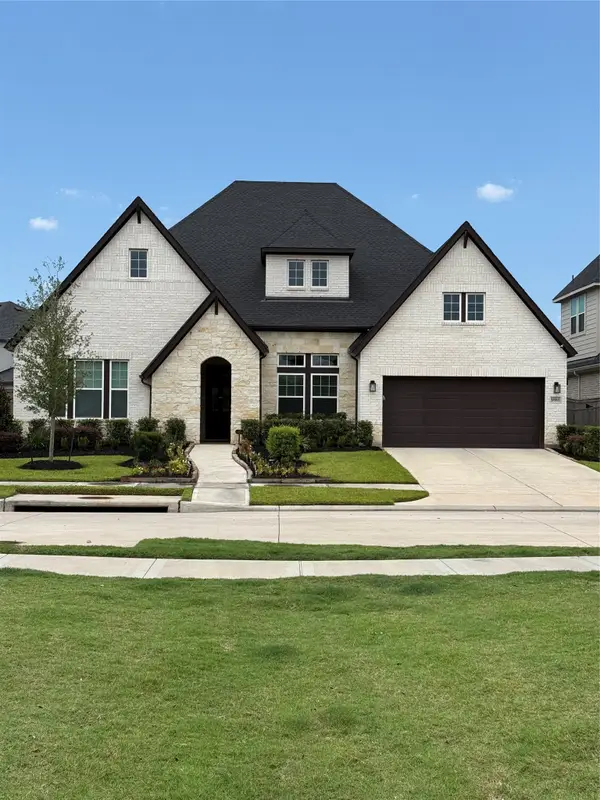 9911 Deep Water Drive, Missouri City, TX 77459