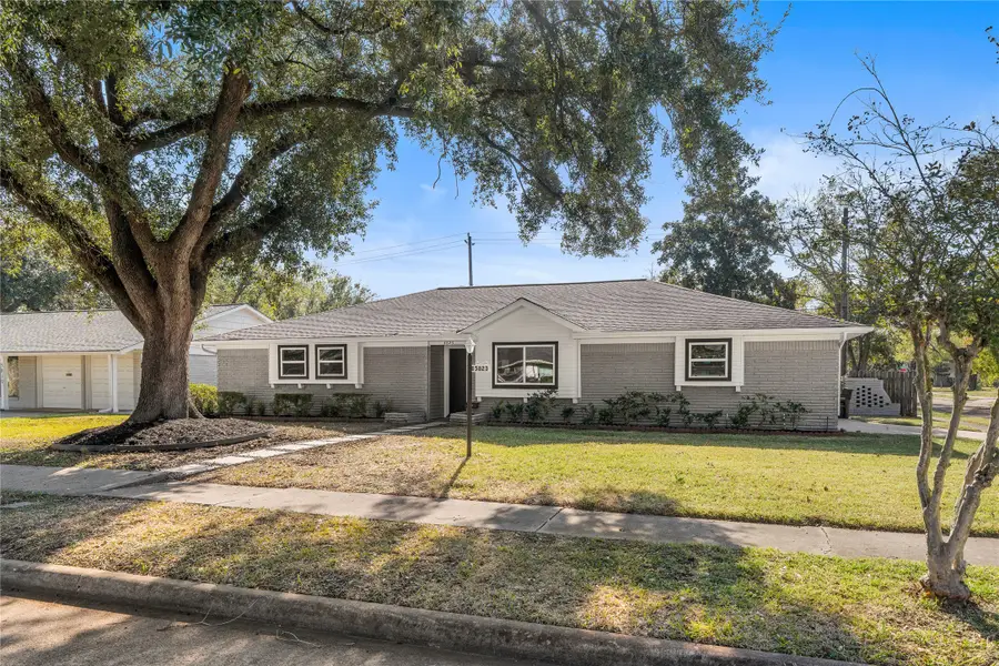 5823 Ettrick Drive, Houston, TX 77035 - Image #2