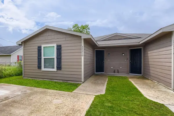 8210 Hanna Street #A-B, Houston, TX 77028