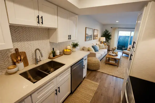 1516 Bay Area Boulevard #P19, Houston, TX 77058