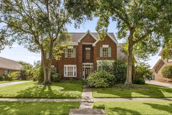 2207 Heather Green Drive, Houston, TX 77062