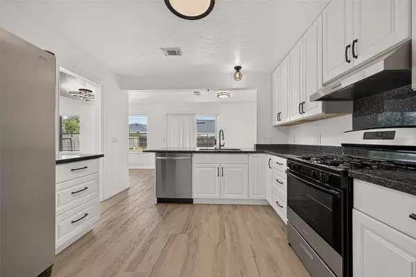 13430 Eldridge Villa Street, Sugar Land, TX 77498
