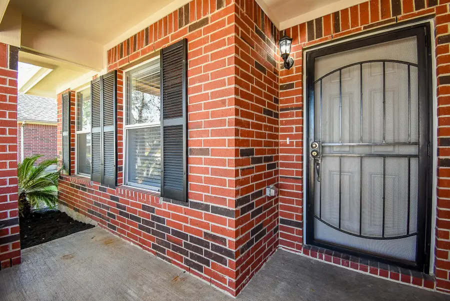 13010 Cherton Court, Houston, TX 77045 - Image #3