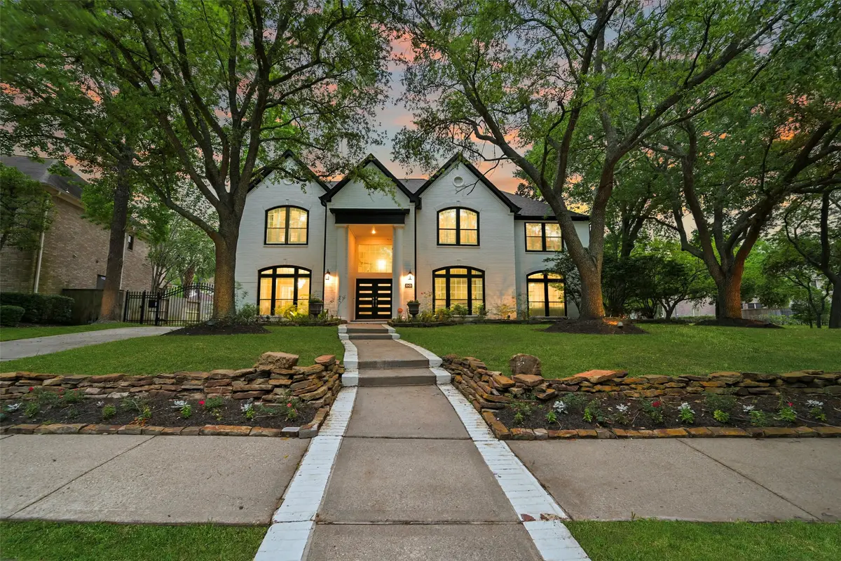 15431 Greens Cove Way, Houston, TX 77059 - #1