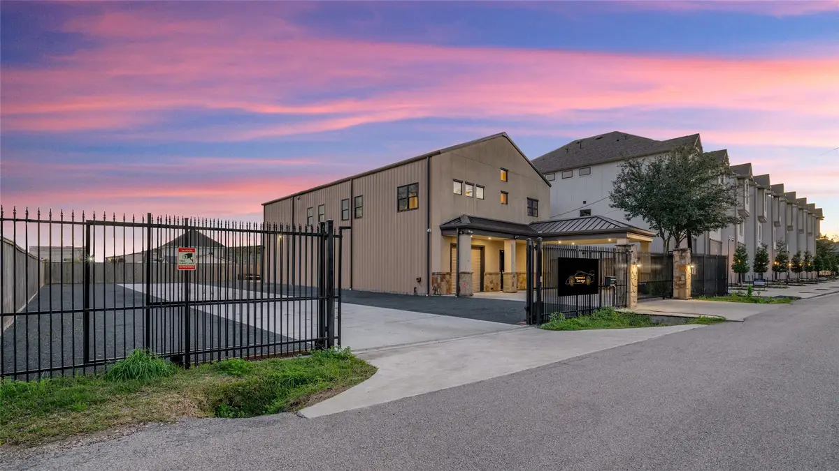 4119 Allen St, Houston, TX 77007 - Image #1