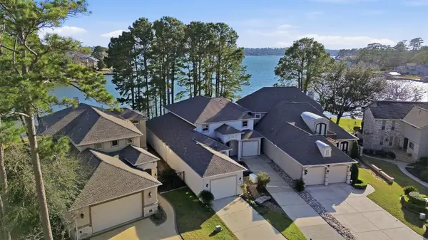 3035 Poe Drive, Montgomery, TX 77356