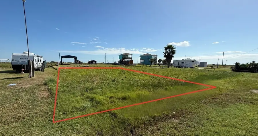 1036 Mabry Street, Gilchrist, TX 77617 - #2