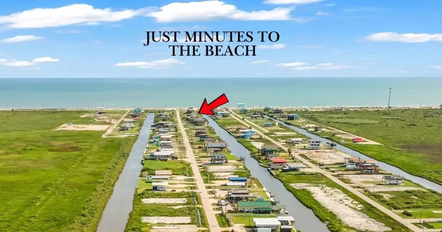 1036 Mabry Street, Gilchrist, TX 77617 - #3
