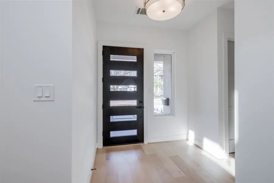 920 E 25th Street, Houston, TX 77009 - #3