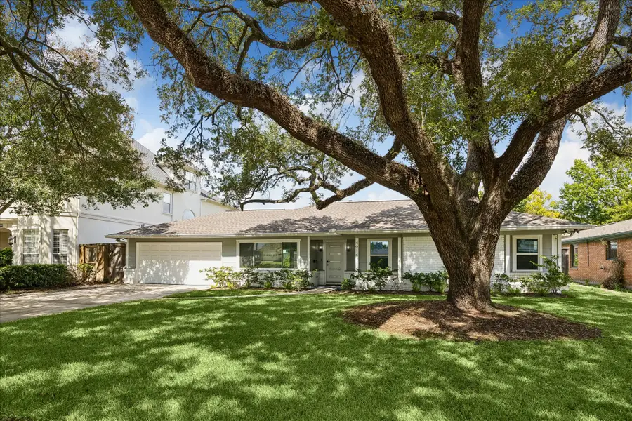 4914 Holly Street, Bellaire, TX 77401 - #3