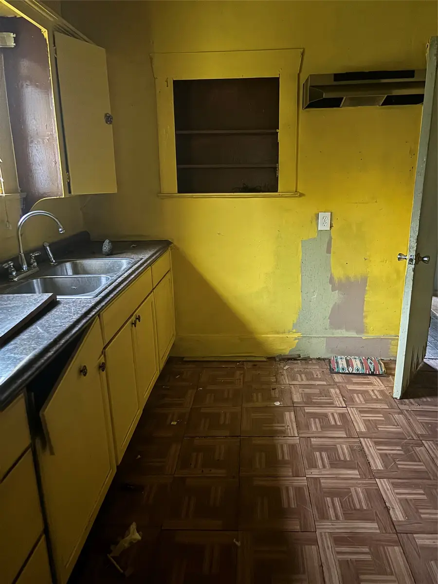 8222 Wallis Street, Fulshear, TX 77441 - Image #3