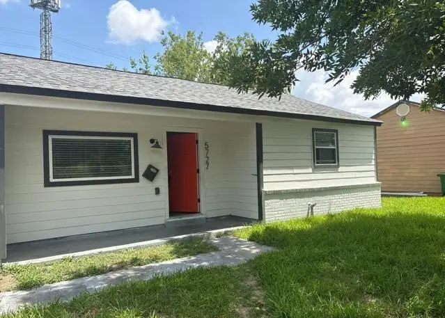 5727 Rue Street, Houston, TX 77033 - #2
