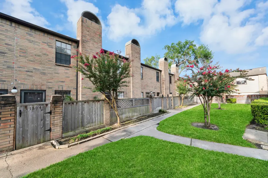9850 Pagewood Lane #1304, Houston, TX 77042 - #2