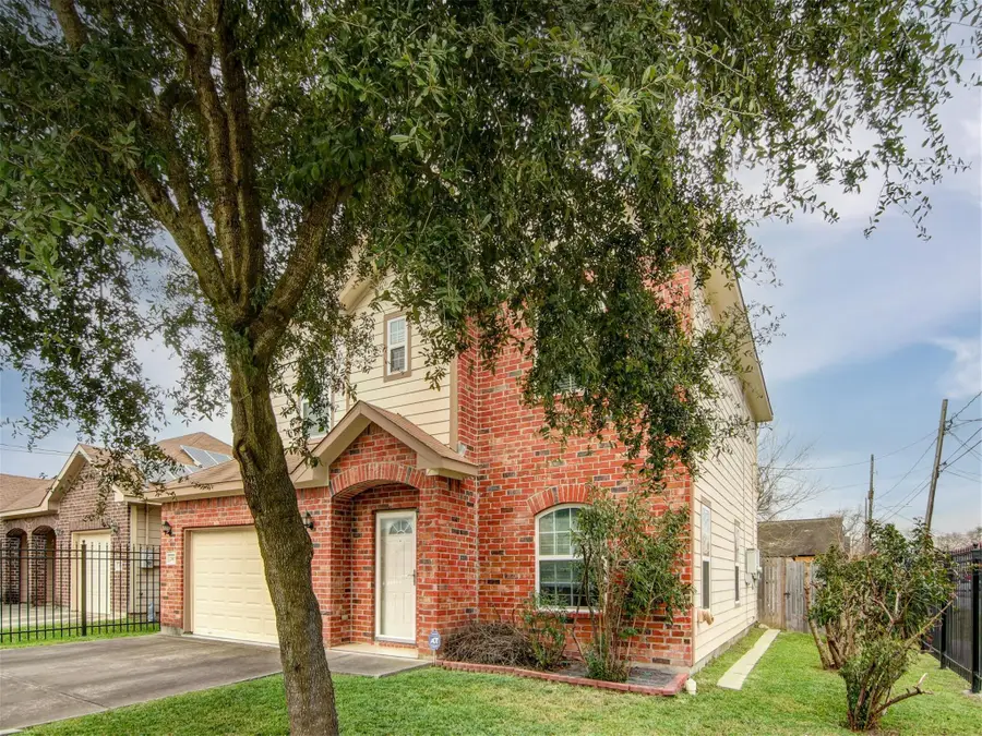 2915 Paige Street, Houston, TX 77004 - #2