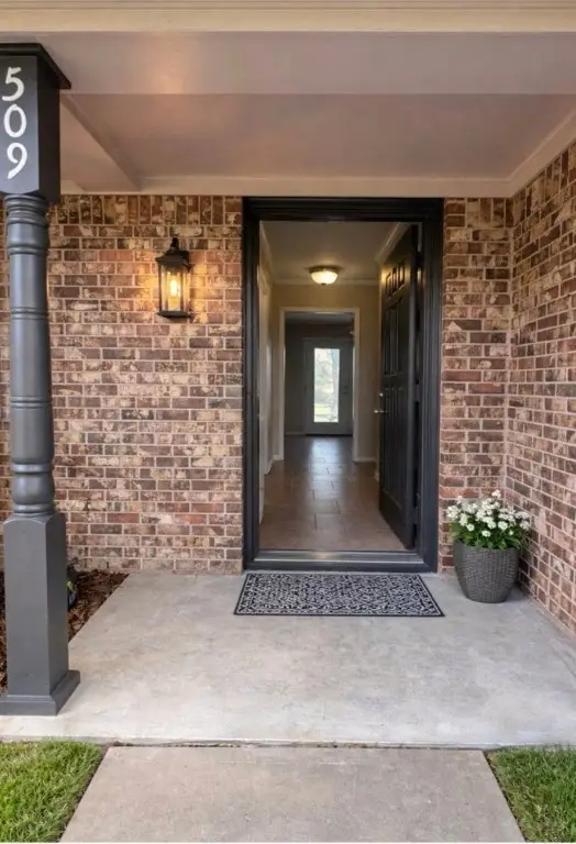 509 Light Street, Anahuac, TX 77514 - #2