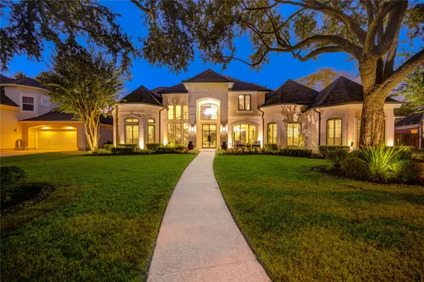 5707 Amber Queen Court, Houston, TX 77041